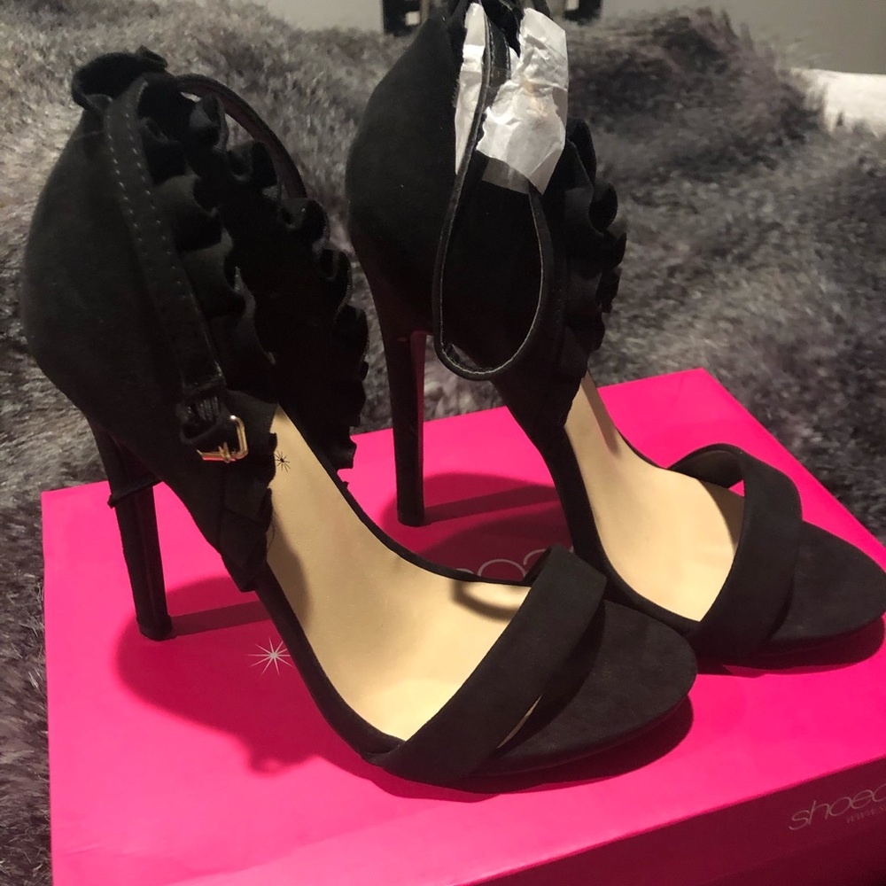 Alyssa black dress sandal heels